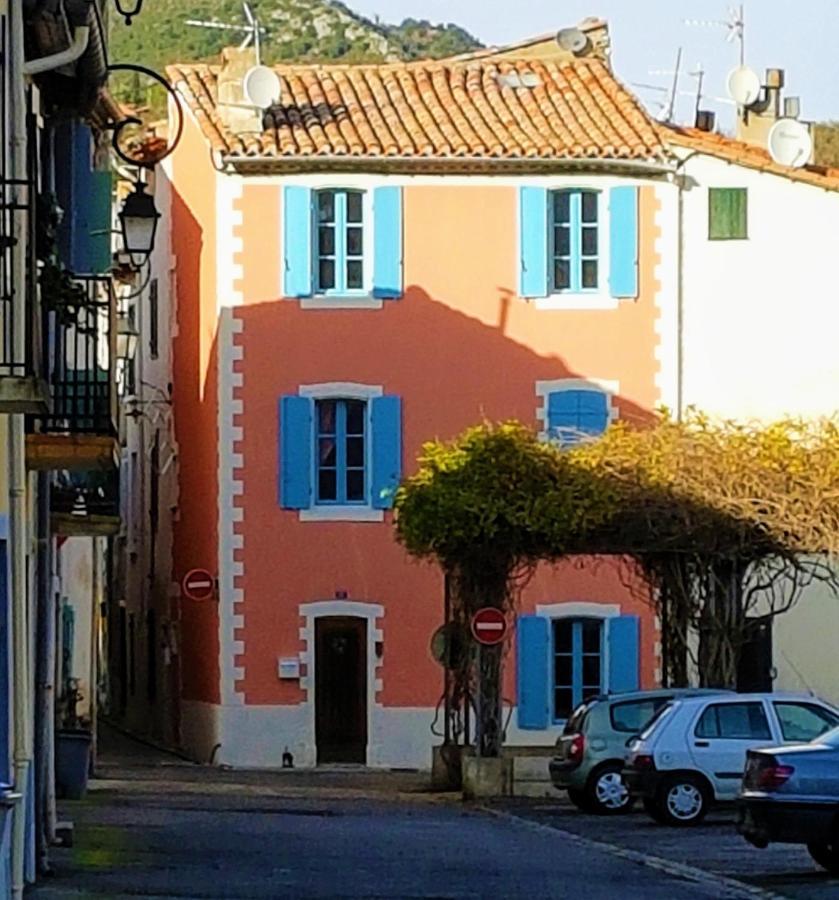 Bed and Breakfast Mountain View Townhouse Quillan Exterior foto